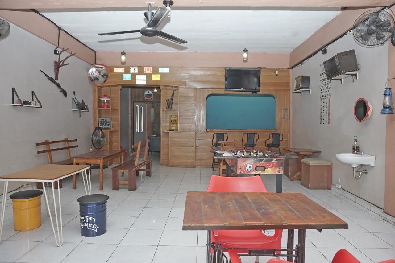 Oyo 2200 Hotel Gunung Sari Rantauprapat Exterior foto